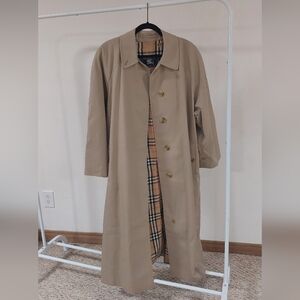 Burberry Trench Coat - VINTAGE